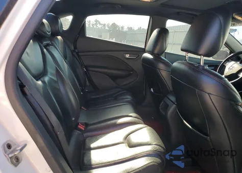 2013 Dodge Dart Limited z USA, uszkodzony, nr VIN 1C3CDFCB9DD326836